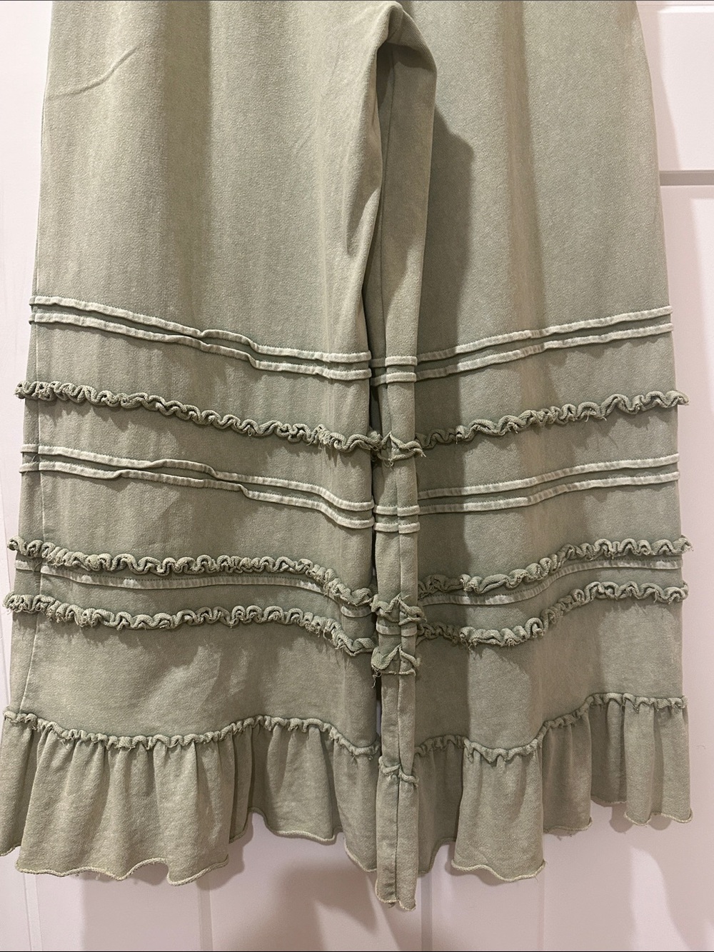 Easel Ruffled Detailed Mineral Wash Pants, Size Small - Picture 6 of 7